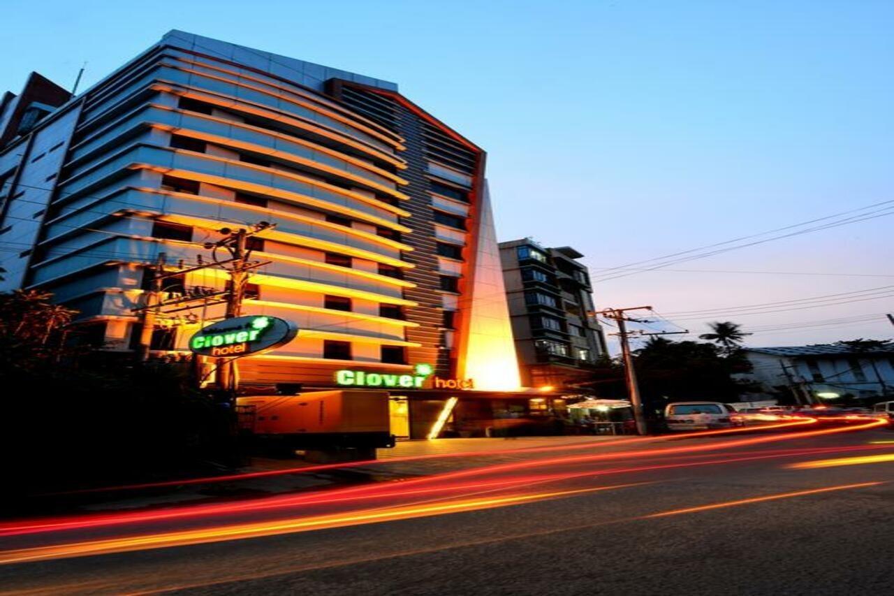 Clover Hotel Yangon Extérieur photo